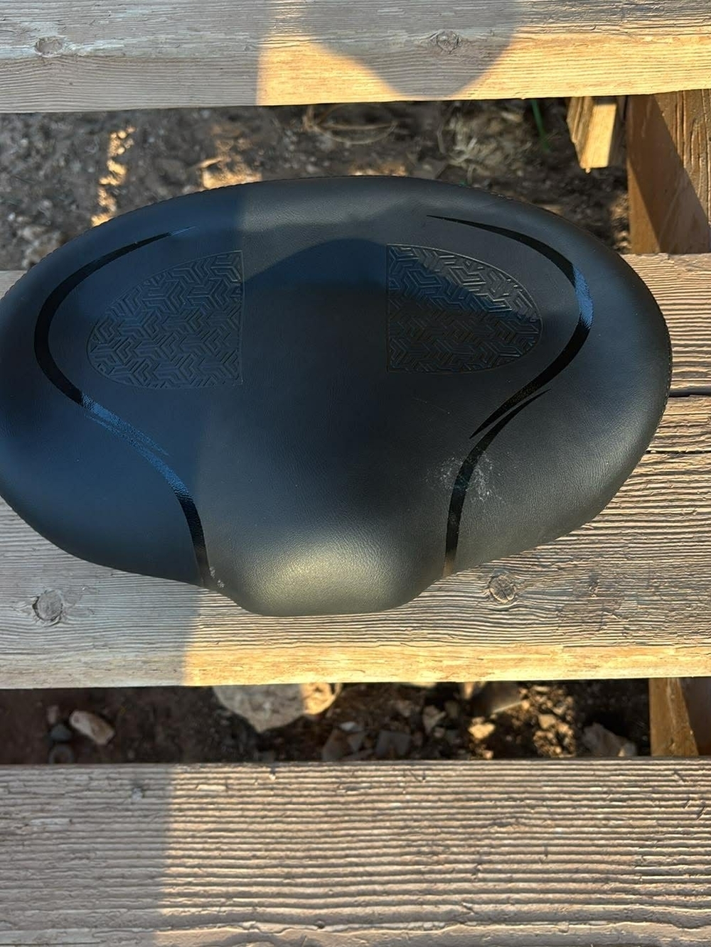Comfort Gel Wide Bicycle Saddle - Black